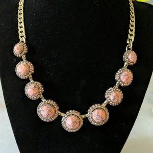 Gorgeous Chloe & Isabel statement necklace. NEW